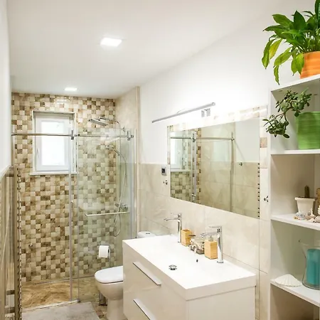 Apartma Soline Seca *